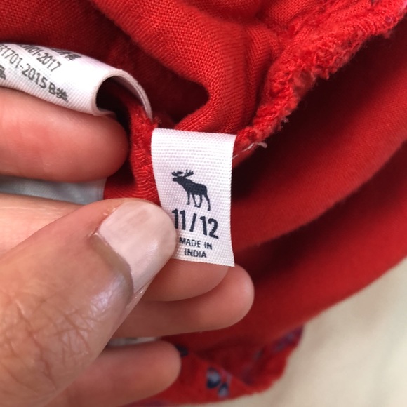 Abercrombie Kids Girls’ Red Floral Romper - Picture 4 of 4